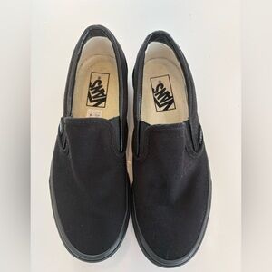 Vans Classic Black Slip-On Sneakers | Women’s US 8 | Never Worn